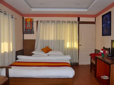Halesi Mahadev Tour Package